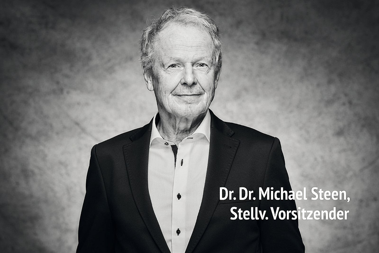 Dr. Dr. Michael Steen